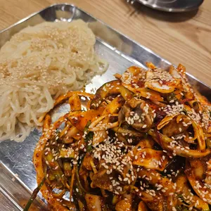 누구나홀딱반한닭 사진