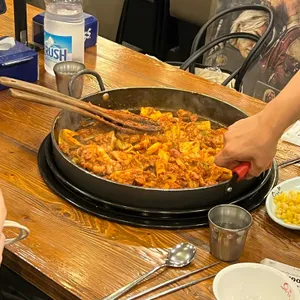 유가네닭갈비 사진