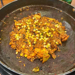 유가네닭갈비 대표 사진