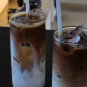 숏컷 로스터스 사진