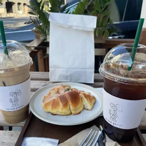 클로버베이커리 대표 사진