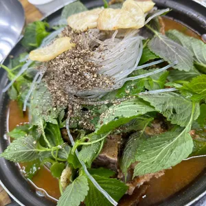 24시뼈다귀감자탕 사진