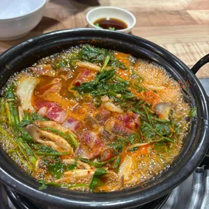 등촌샤브칼국수 사진