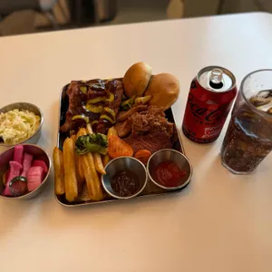 허리케인바베큐 대표 사진