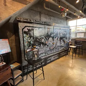 아테네학당 리뷰 사진