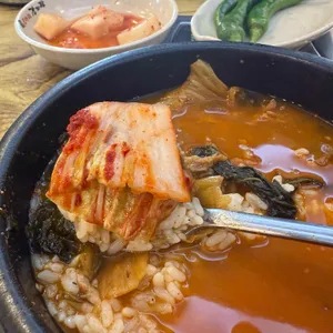 토박이감자탕 사진