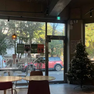 와이니 커피 리뷰 사진