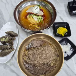 황남밀면 사진 2