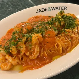 제이드앤워터 사진