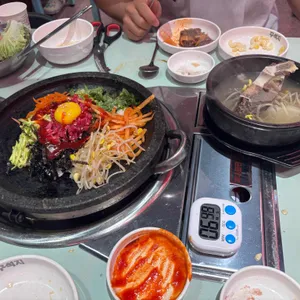 꾸석지돌판한우 사진