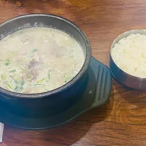 신의주찹쌀순대 대표 사진