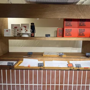 밀랍 커피앤베이커리 리뷰 사진