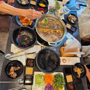 안씨안씨 샤브샤브 무한리필 사진 1