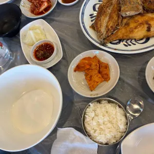 놀부네 생선구이 간장게장 사진