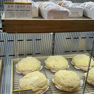 온더브레드 사진