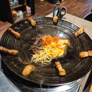 디지버솥삼겹 대표 사진