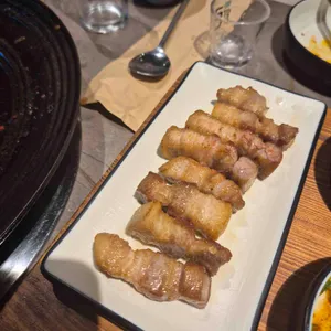 디지버솥삼겹 사진