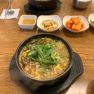 참들뼈해장국 사진 1