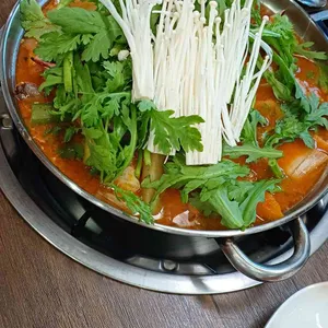 충남서산집 사진