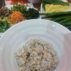 행복한보리밥 사진 1