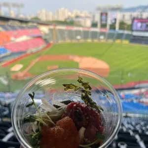 육회바른연어 사진