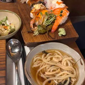 모도리스시 대표 사진