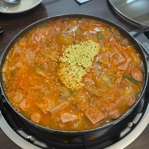 송탄부대찌개 사진 1
