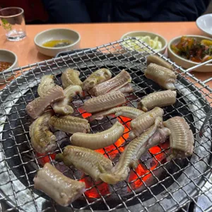 황가네숯불꼼장어구이 사진 1