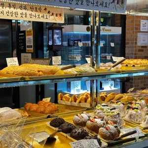 퀸즈크라운베이커리카페 사진