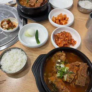 행복한 인생감자탕 대표 사진