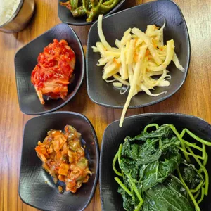 로얄식당 사진 2