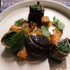 금손1983 리뷰 사진