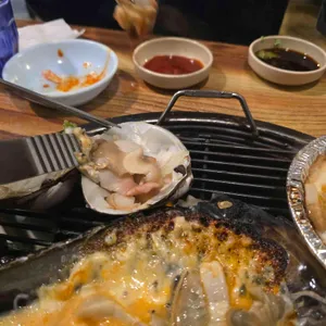 대왕조개구이 사진