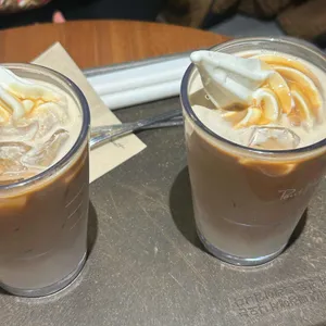 폴바셋 대표 사진