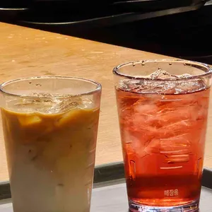 스타벅스 대표 사진