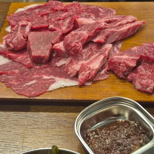 십년한우실비집 사진