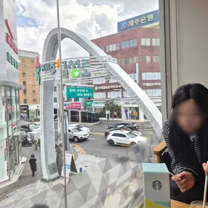 스타벅스 리뷰 사진