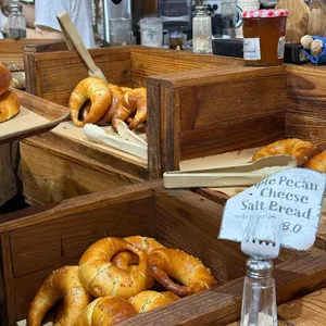 베통 성수 플래그십 리뷰 사진