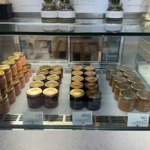 화이트리에 리뷰 사진