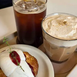 구스타브 대표 사진