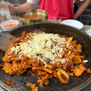 5.5 닭갈비 사진 1