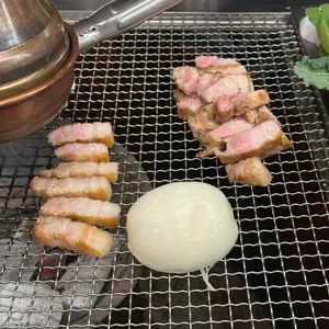 빨간의자집 사진