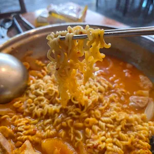 권바우부대찌개 대표 사진