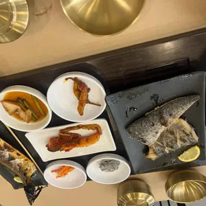 부산에뜬고등어 사진 1