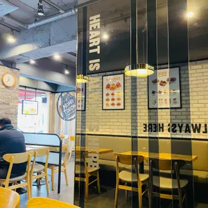 맘스터치 리뷰 사진