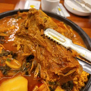 청년감자탕 사진