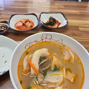 영종손두부만두마을 사진 1