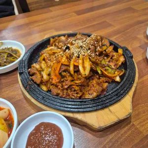 찐찐한소머리곰탕 사진 1