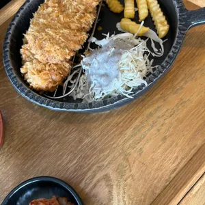 요시카츠 사진