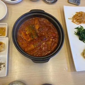제주항갈치고등어쌈정식 대표 사진